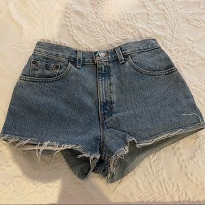 Vintage Levi’s denim shorts